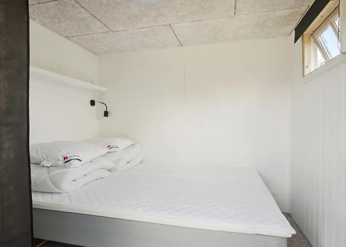 3 Bedroom In Holiday home *